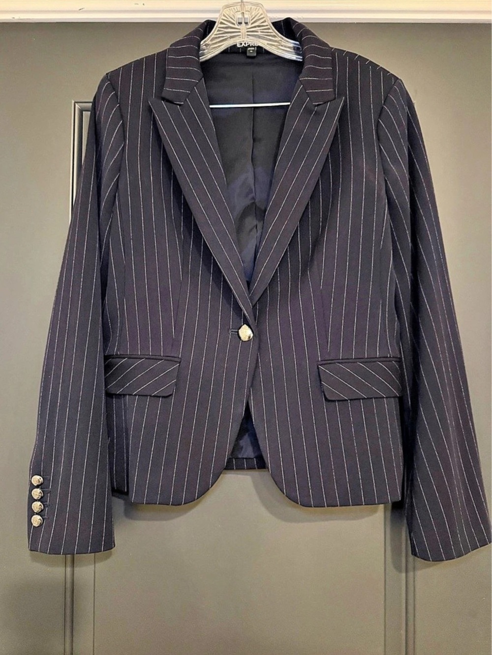 Express Women's Size 10 Dark Navy Pinstripe One-Button Tailored Workwear Blazer